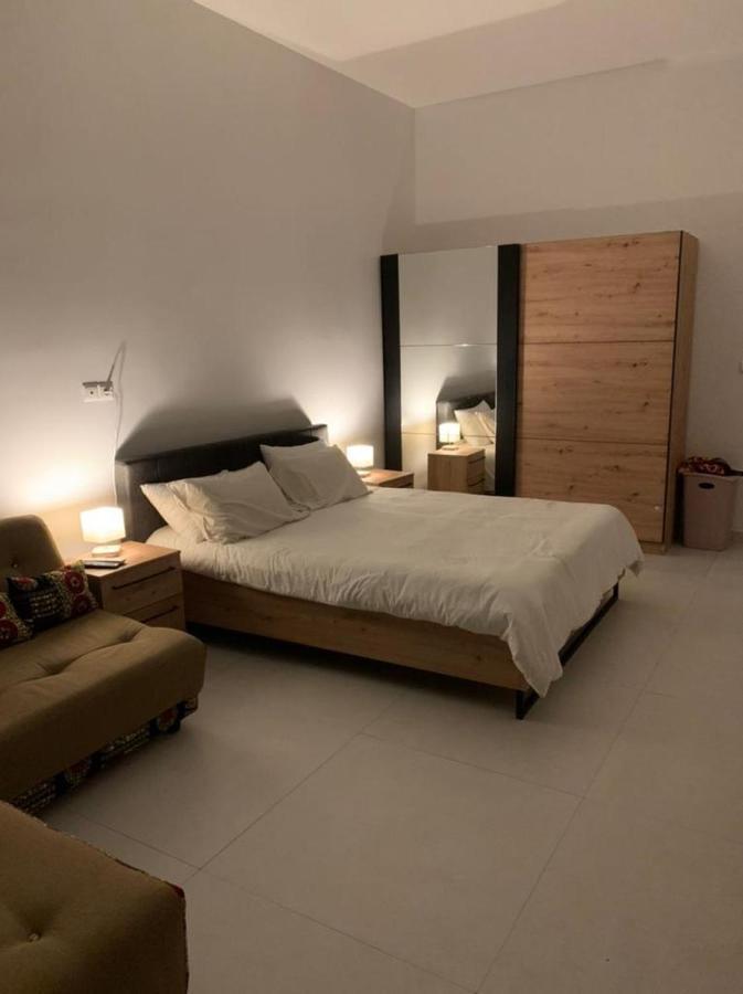 Chez Rima // Studio Tres Chaleureux F1 // Tres Bien Situe Ντακάρ Εξωτερικό φωτογραφία